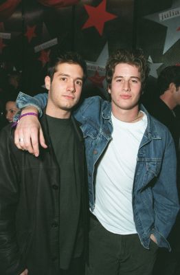 eonline06.jpg