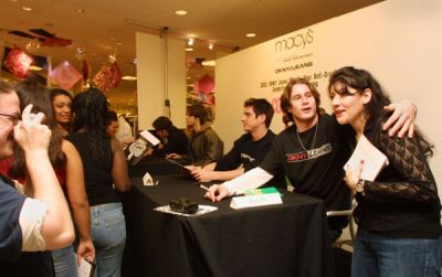 dkny05.jpg