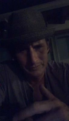bfigl_002_0198.jpeg