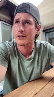 igtv82821_001_0776.jpeg